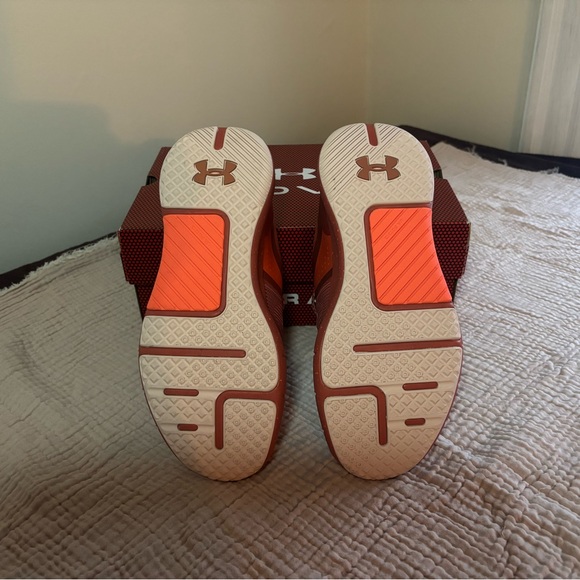 UNDER ARMOUR HOVR RISE WOMENS 7 - Picture 6 of 10